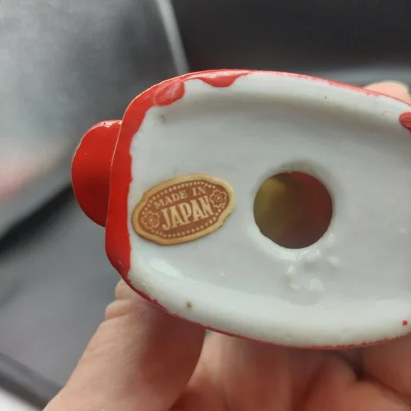 2 Vintage Japan Christmas Choir Angels w/Hymnal & Accordion Red Gold Trim - Picture 9 of 9